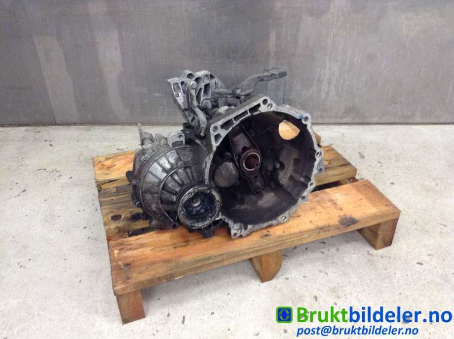 Girkasse manuell til VW Passat, 2005-2010 (B6) (B6) (VOLKSWAGEN|)