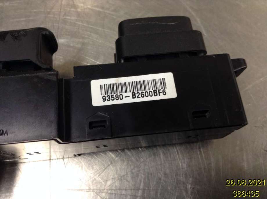 Bryter ruteheis til Kia Soul 2014-2019 (Type II)  (KIA|93580-B2600BF6|)