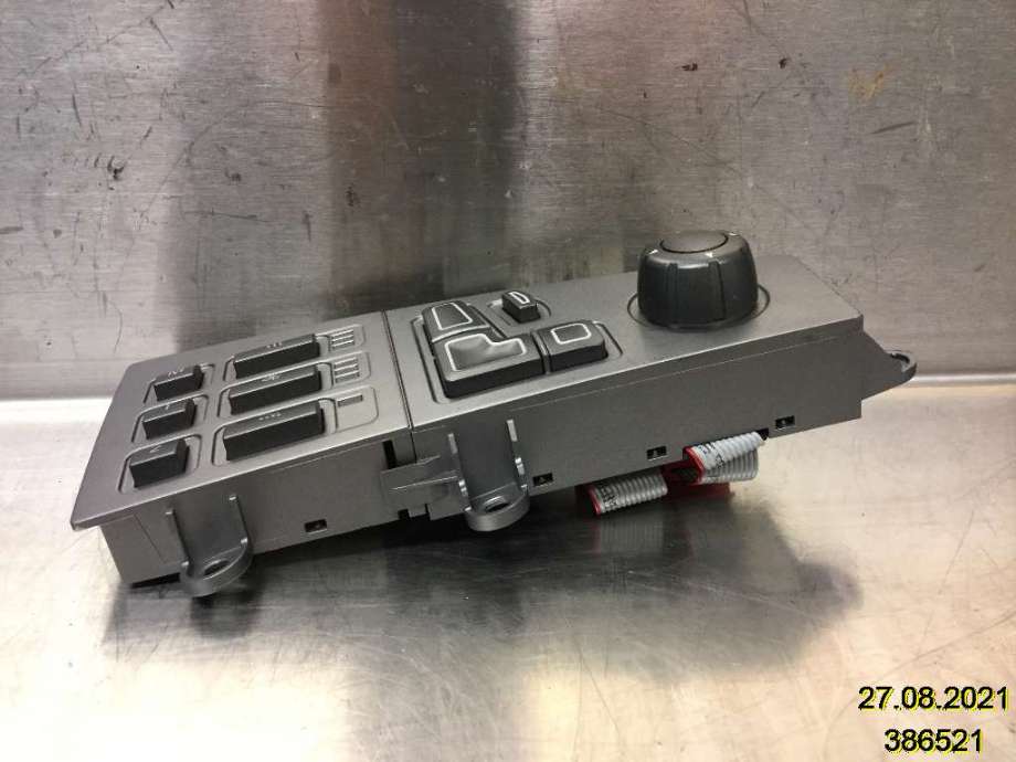 Bryter diverse til BMW 7-Serie 2000-2008 (E65/E66/E67/E88) (E65/E66/E67/E88) (BMW|6918383/6918411|E0200114/E0200102|53305923/53285905)