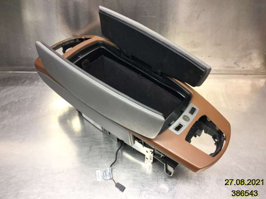 Sete armlene lokk til BMW 7-Serie 2000-2008 (E65/E66/E67/E88) (E65/E66/E67/E88) (BMW|52 20 7 068 338|7011600|937133210505)