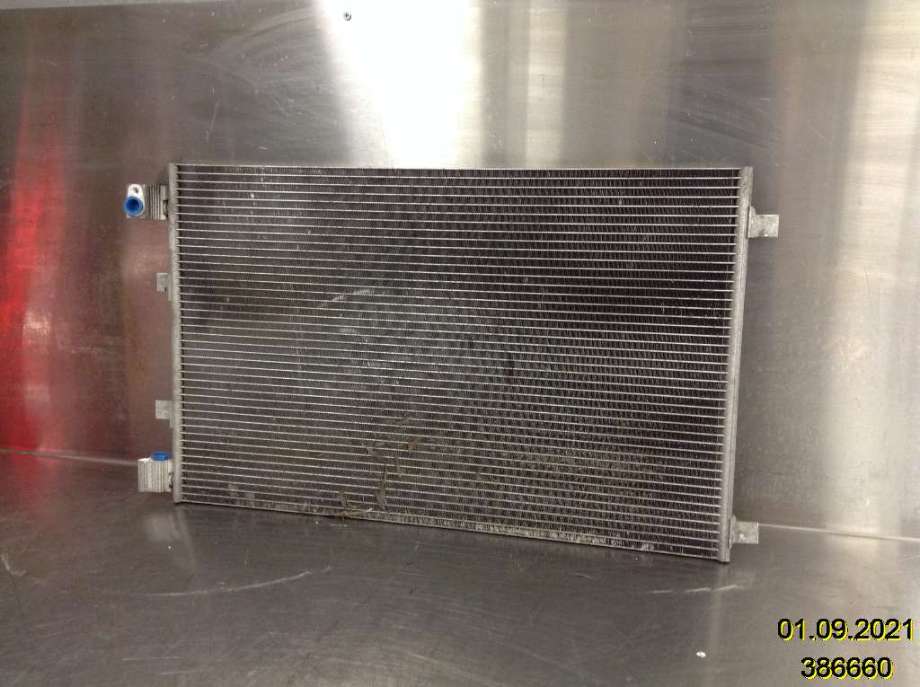 Aircondition radiator til Nissan Qashqai 2007-2010 (Type I, Fase 1) (NISSAN|92100-JD500|995889U A|)