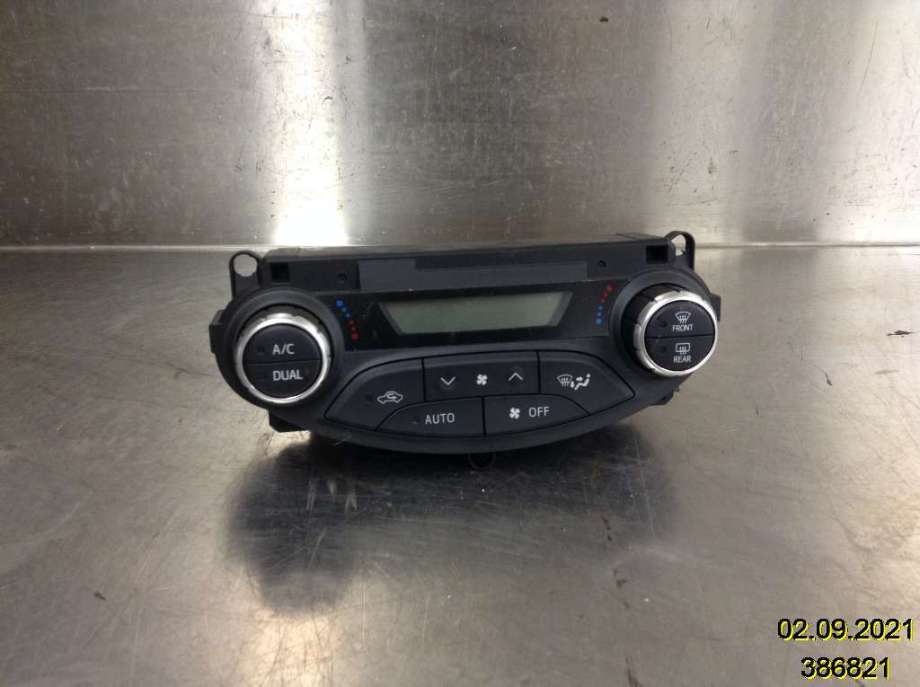Varmeapparat betjening til Toyota Yaris, 2014-2020 (Type III, Fase 2)  (TOYOTA|55900-0D800)