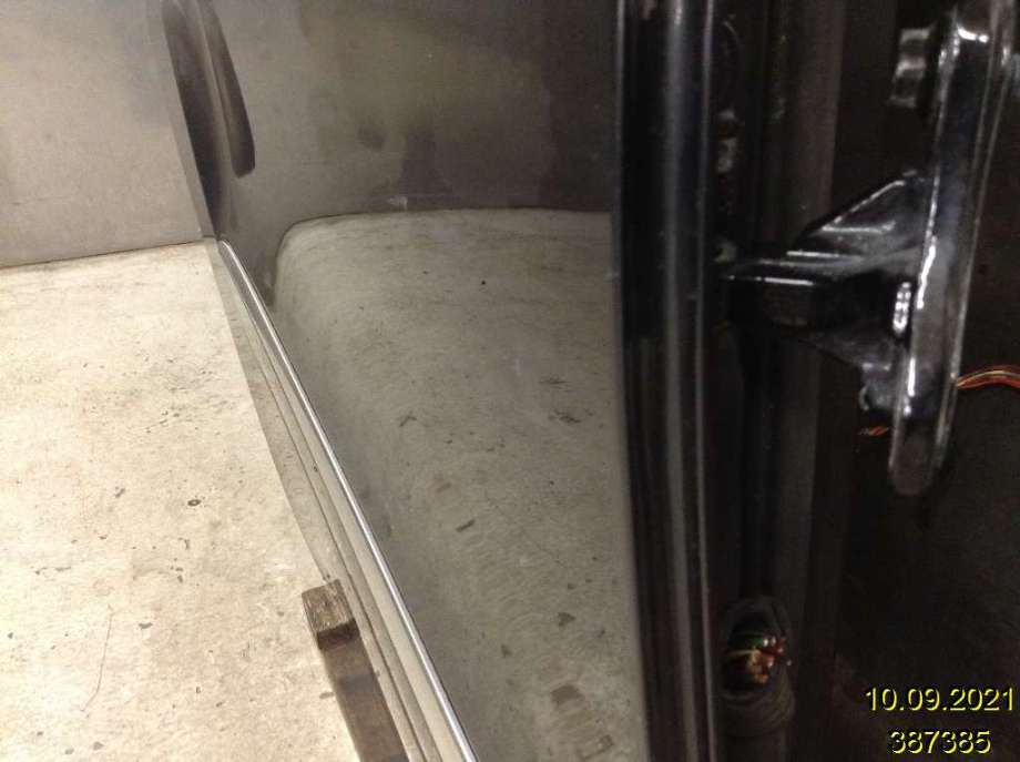 Dør høyre bak til Mercedes ML 2005-2011 (W164) (W164) (MERCEDES|A 164 730 02 05|)