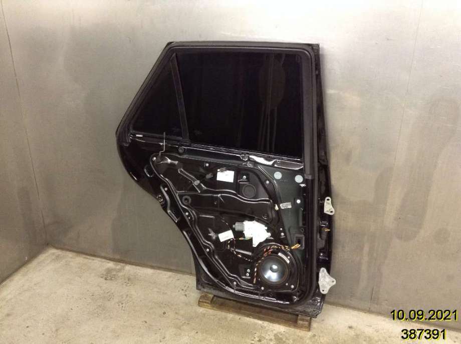 Dør venstre bak til Mercedes ML 2005-2011 (W164) (W164) (MERCEDES|A 164 730 01 05|)