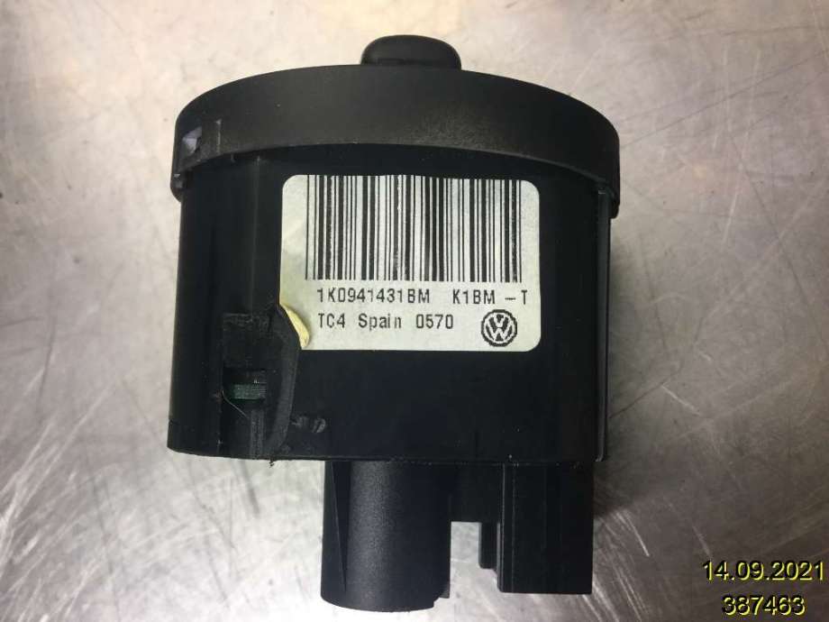 Bryter lys til VW Golf VI 2008-2012  (VOLKSWAGEN|1K0 941 431 BM|K1BM-T|)
