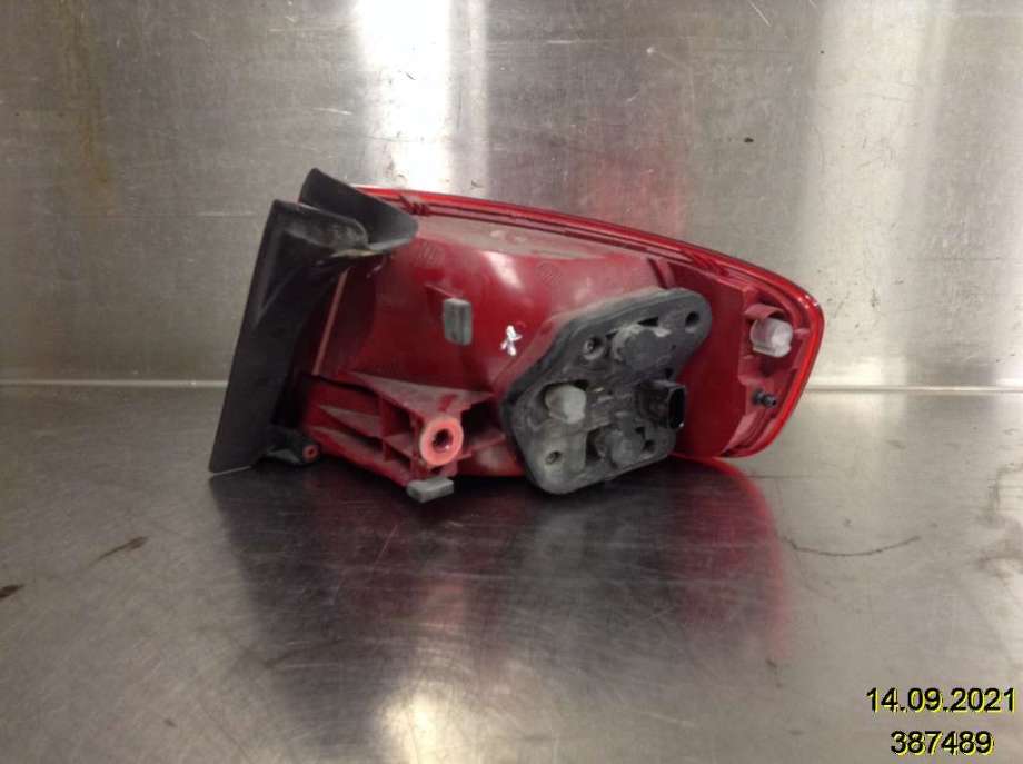 Baklykt venstre til Audi A4 2007-2014 (Type IV) (B8) (B8) (AUDI|)