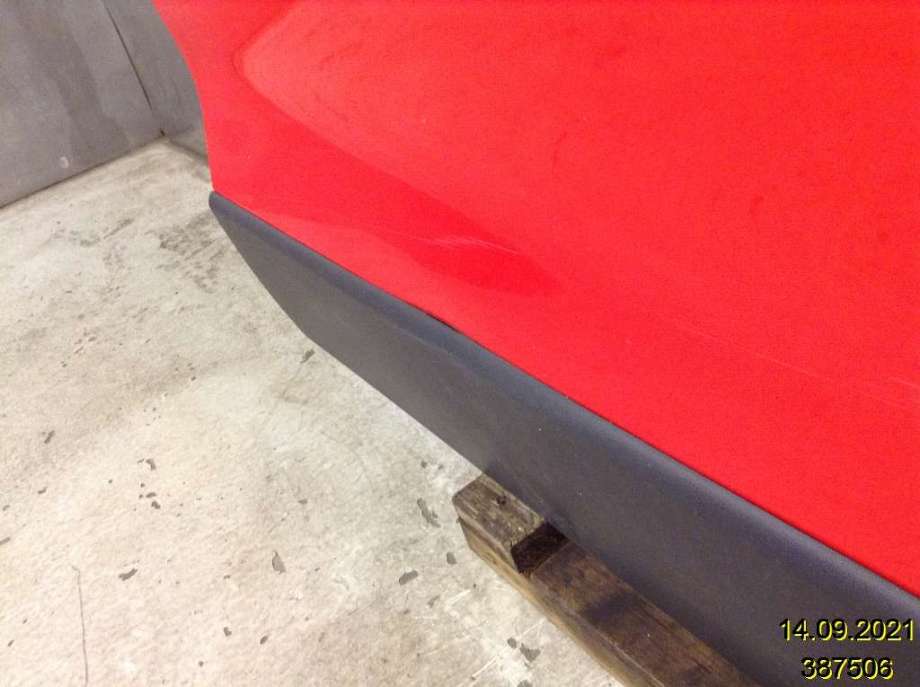 Dør høyre foran til VW Polo 2009-2014 (Type V, Fase 1)  (VOLKSWAGEN|6R4 831 056 J|)