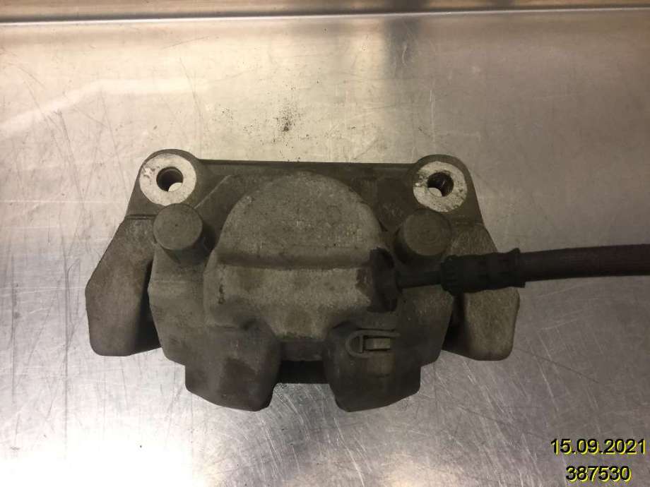 Bremsecaliper høyre foran til BMW X3 2010-2017 (F25) (F25) (BMW|34 10 6 790 922|)