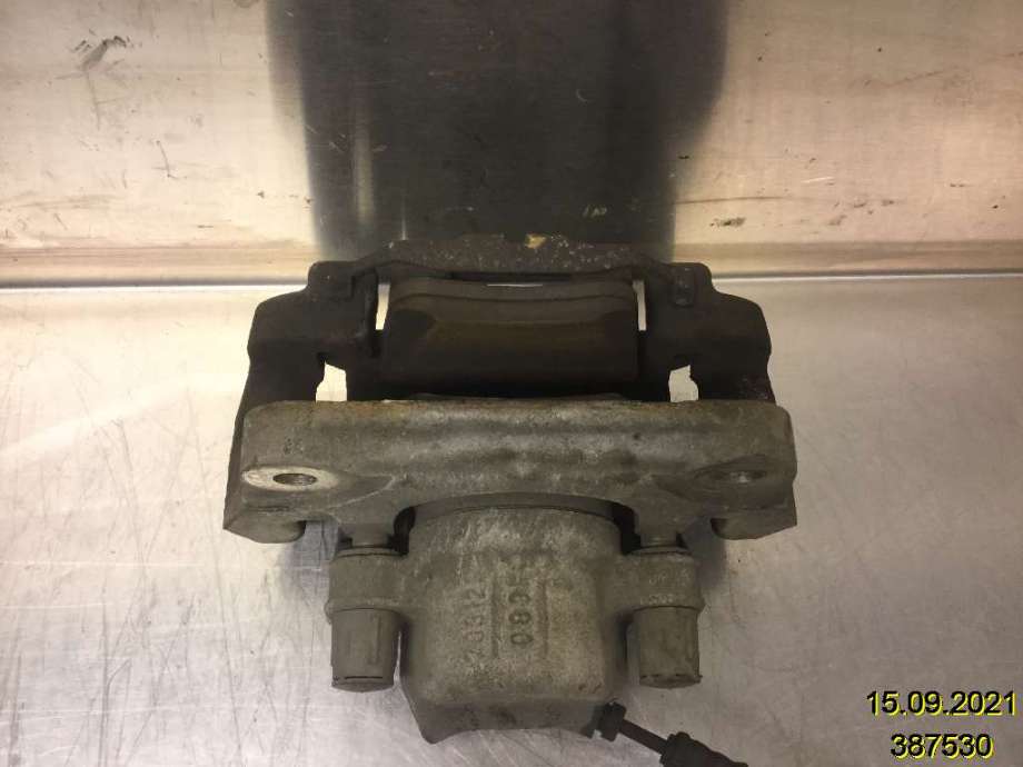Bremsecaliper høyre foran til BMW X3 2010-2017 (F25) (F25) (BMW|34 10 6 790 922|)
