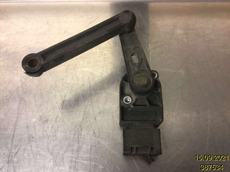 Sensor nivå til BMW X3 2010-2017 (F25) (F25) (BMW|37 14 6 870 000|)
