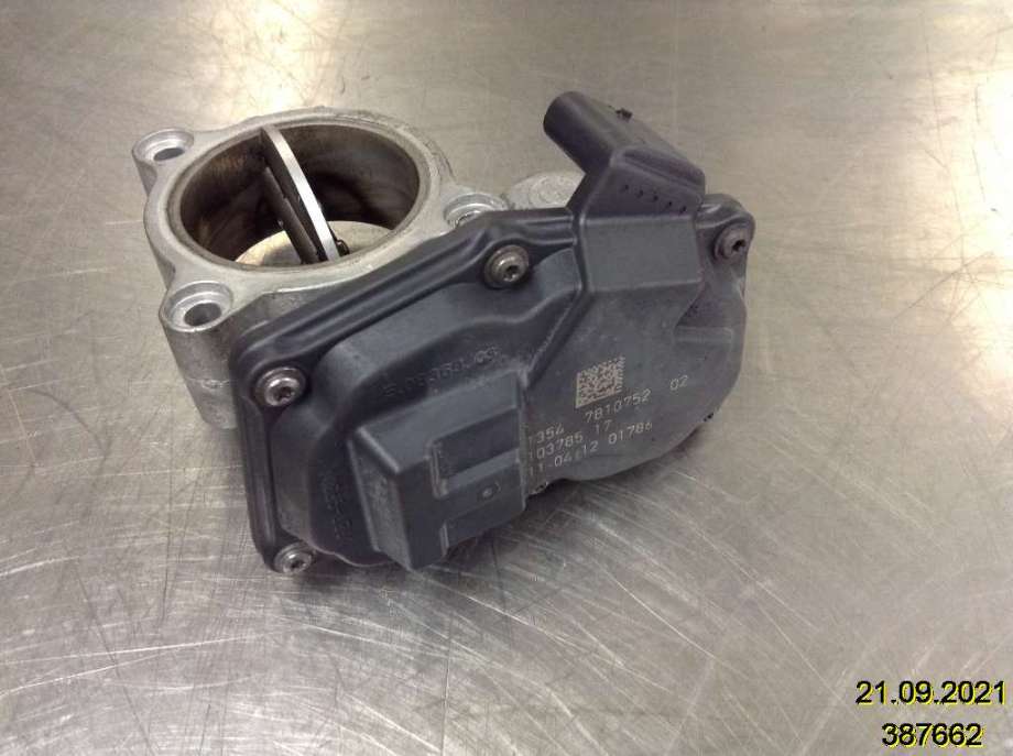 Spjeldhus til BMW X3, 2010-2017 (F25) (F25) (BMW|1354 7 810 752)
