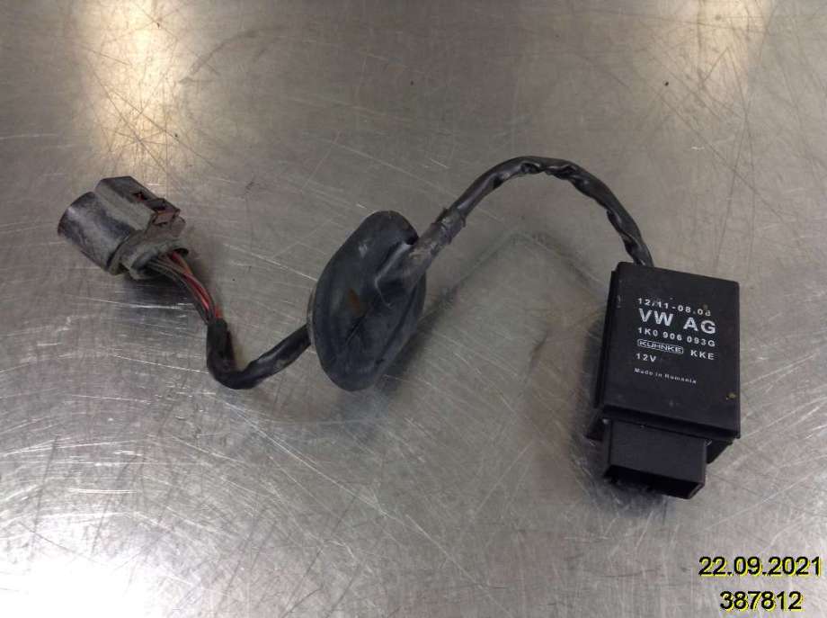 Styreenhet drivstoffpumpe til VW Polo, 2009-2014 (Type V, Fase 1)  (VOLKSWAGEN|1K0 906 093G)