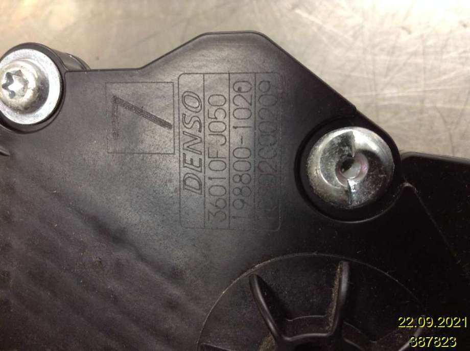 Pedal gass til Subaru Levorg 2015-2019  (SUBARU|36010FJ050|)