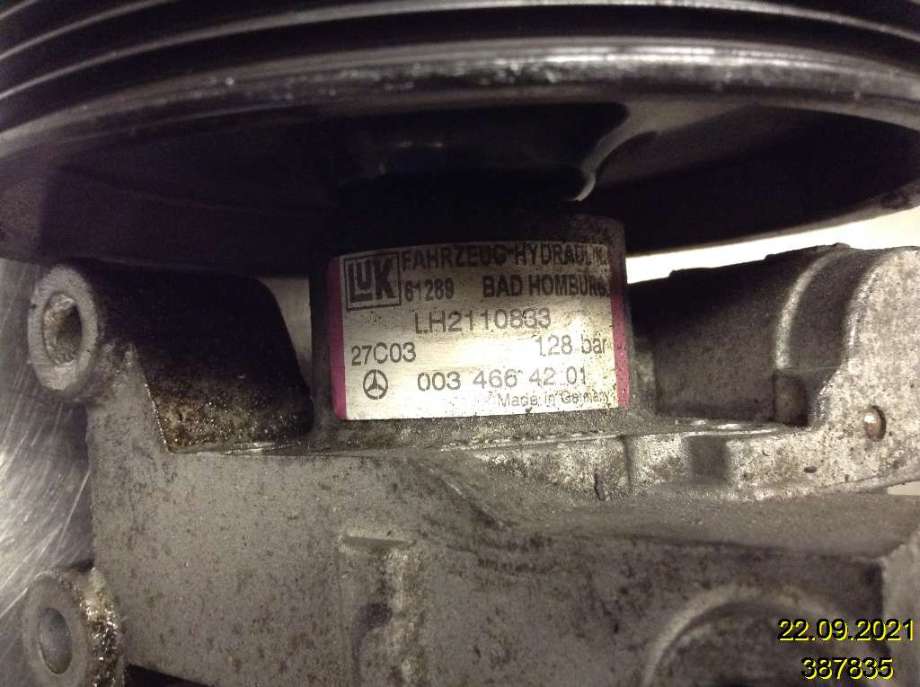Servo pumpe mekanisk til Mercedes E-Klasse 2002-2006 (Fase 1) (W211) (W211) (MERCEDES|A 003 466 42 01|LH2110833|)