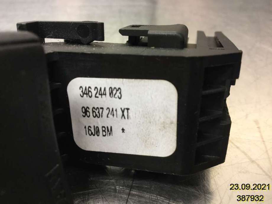 Bryter diverse til Citroën C3 2010-2016 (Type II)  (CITROEN|6242 Z7|96 637 241 XT|346 244 023)