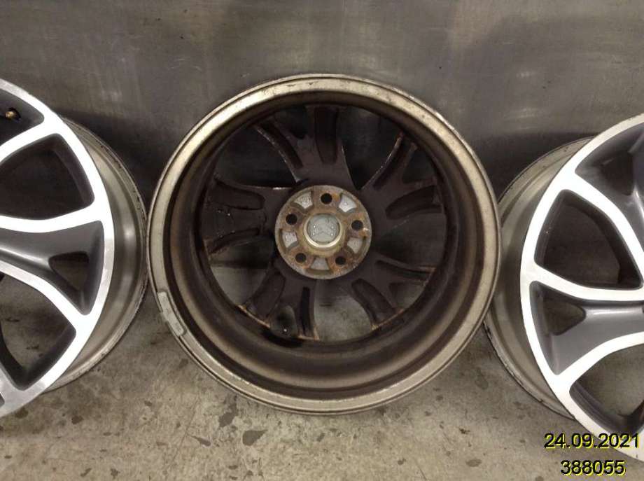 Felgsett aluminium til Citroën C-Crosser 2007-2012 (CITROEN||7JX18 ET38 5X114.3)