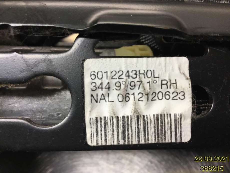 Sikkerhetsbelte foran høyre til Volvo V50 2004-2007 (Fase 1) (VOLVO|31320495|0612120623|6012243ROL)
