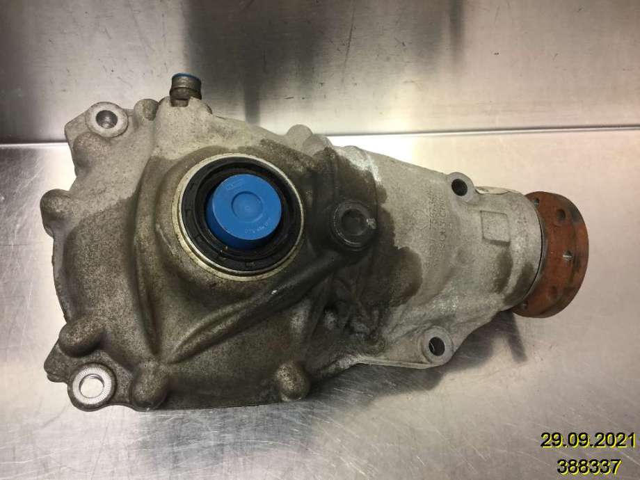 Kardang til BMW X3 2010-2017 (F25) (F25) (BMW|7591997-04|EAF95Z|31 50 7 648 880)