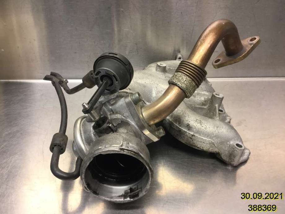 Manifold innsug til VW Transporter / Caravelle 2003-2009 (Fase 1) (T5) (T5) (VOLKSWAGEN|038 129 713 AG|)