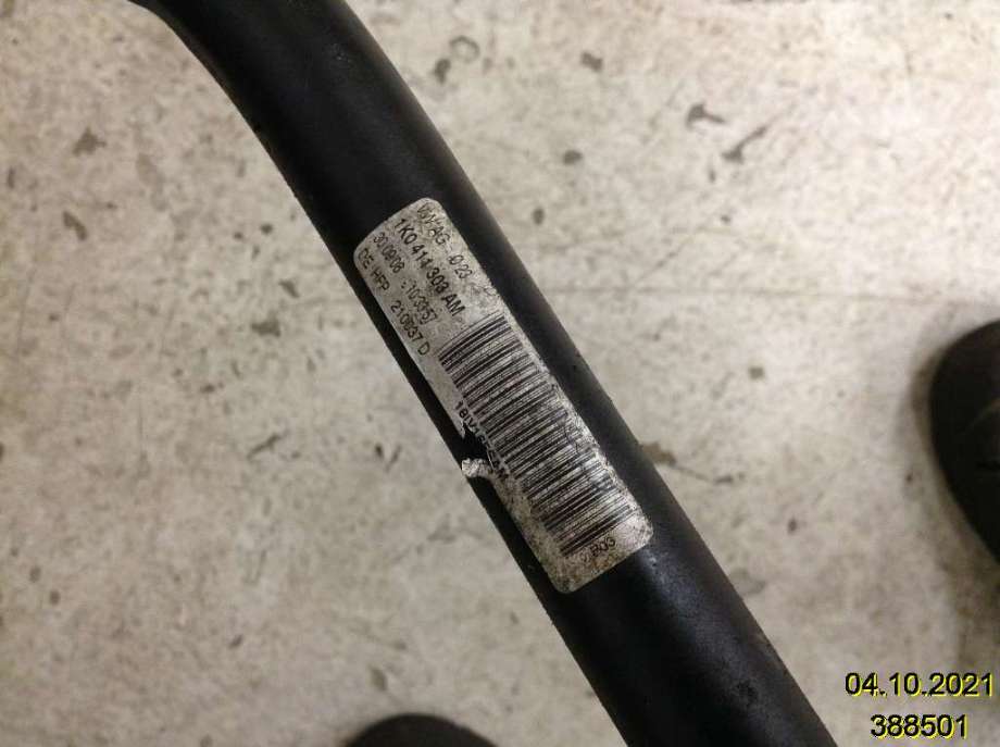 Stabilisatorstag foran til VW Touran 2007-2010 (Type I, Fase 2)  (VOLKSWAGEN|1K0 411 303 AM|)