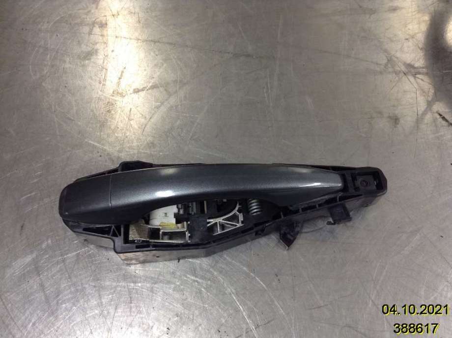 Dørhåndtak utv høyre foran til Citroën C4, 2011-2017 (Type II)  (CITROEN|9688834080)