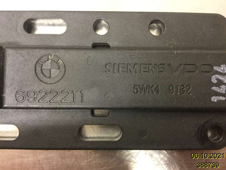 Styreenhet diverse til BMW X5 2007-2013 (E70) (E70) (BMW|61 35 6 922 211|5WK4 9132|6922211)