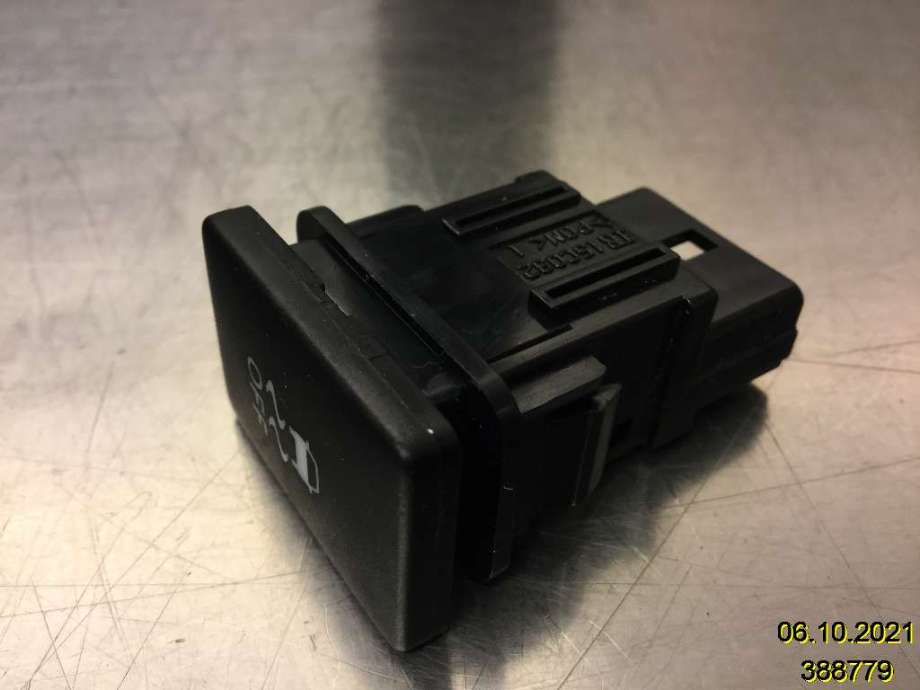 Bryter Antispinn til Toyota Verso 2009-2016 (Type III)  (TOYOTA|8498805020|116-1D01|15C032)