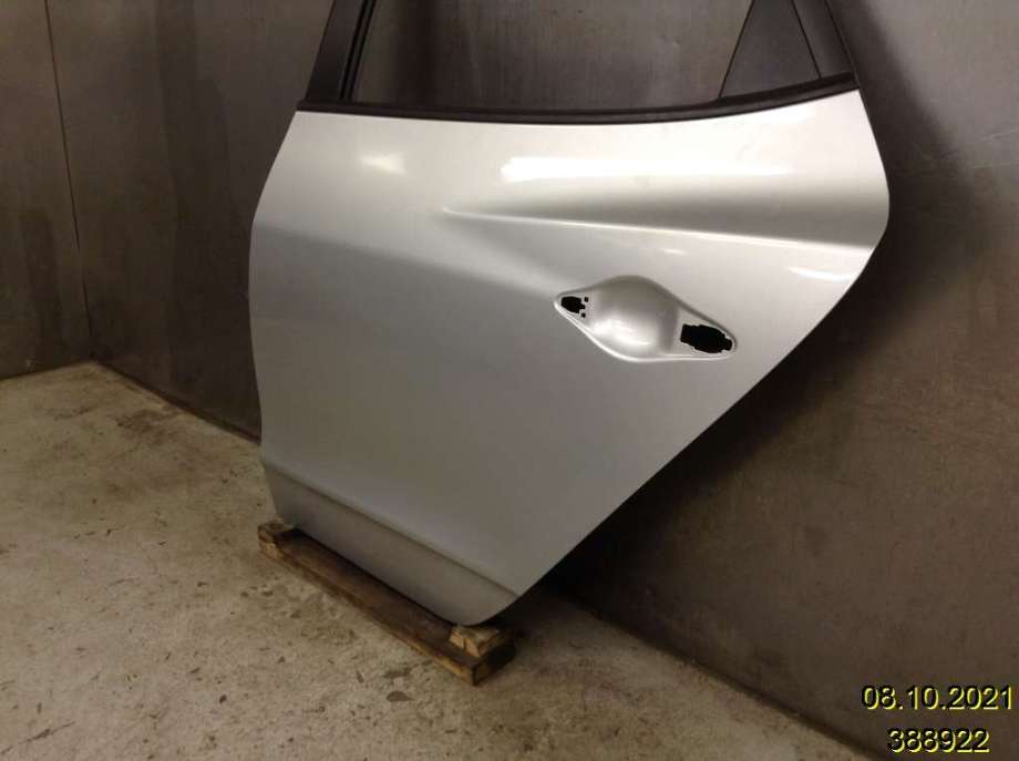 Dør venstre bak til Hyundai Ix35 2010-2015  (HYUNDAI|77003 2Y000|)