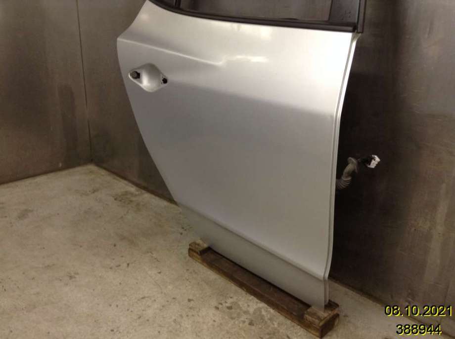 Dør høyre bak til Hyundai Ix35 2010-2015  (HYUNDAI|77004 2Y000|)