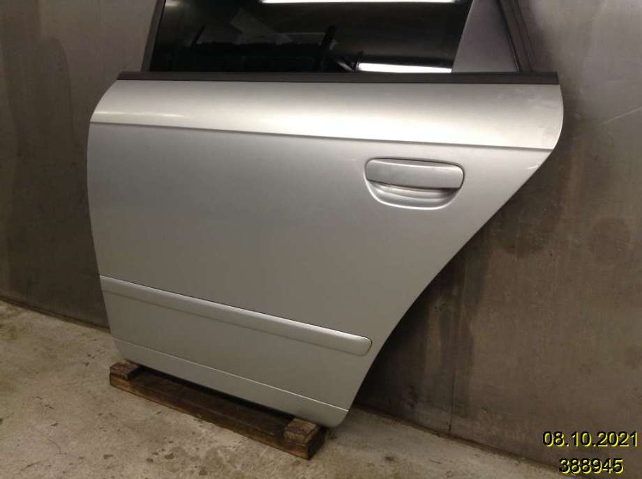 Dør venstre bak til Audi A4 2004-2008 (Type III) (B7) (B7) (AUDI|8E0 833 051 J|)