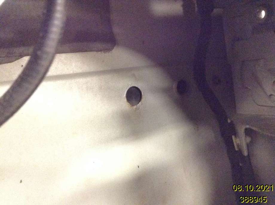 Dør venstre bak til Audi A4 2004-2008 (Type III) (B7) (B7) (AUDI|8E0 833 051 J|)