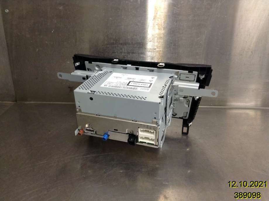 Bilstereo til Nissan X-Trail 2014-2022 (T32) (T32) (NISSAN|25915 4ET0A|7 513 750 235|)