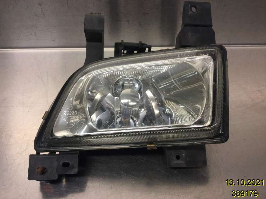 Tåkelykt venstre foran til Mazda 323 1998-2000 (Fase 1) (MAZDA|B25G5169XB|LE 97 A 116|B25G 51 680B)