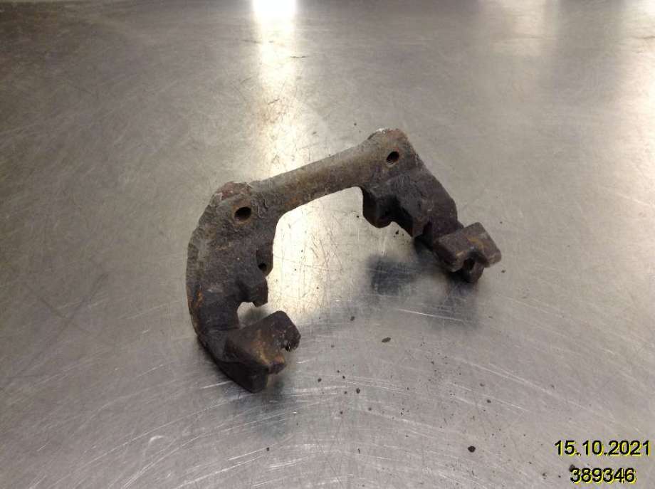 Bremsecaliper brakett til Volvo XC70, 2001-2004 (Type I, Fase 1) (VOLVO|8251314)
