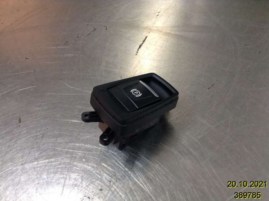Bryter elektrisk håndbrekk/parkbrems til BMW 2-Serie, 2014-2021 (F22/F23) (F22/F23) (BMW|6 822 524-01)