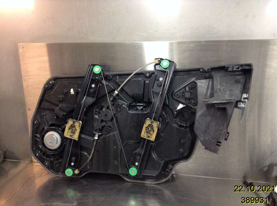 Ruteheis til Volvo V60 2010-2013 (Type I, Fase 1)  (VOLVO|30784310|)