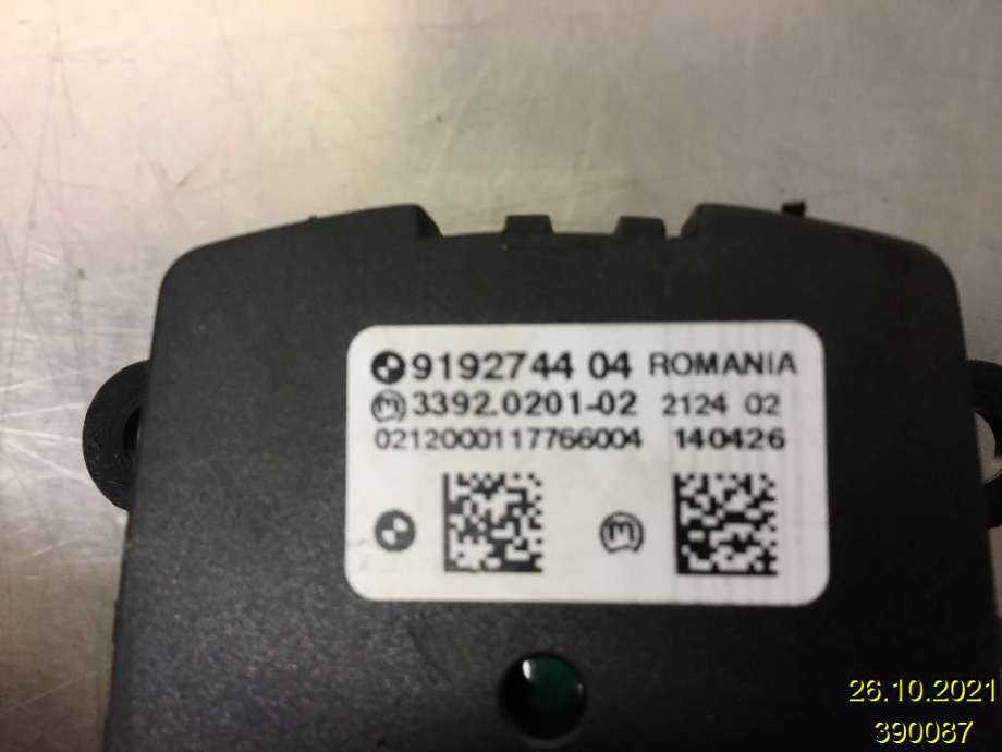 Bryter lys til BMW X3 2010-2017 (F25) (F25) (BMW|9192744 04|021200017766004|3392.0201-02)