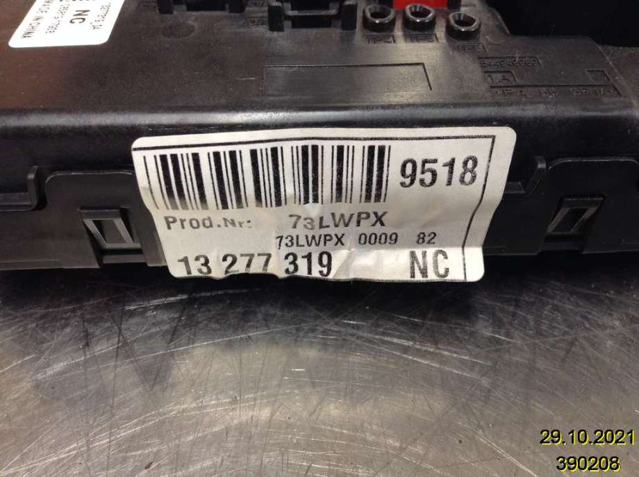 Sikringsboks til Opel Insignia A 2009-2014  (OPEL|13277319|)