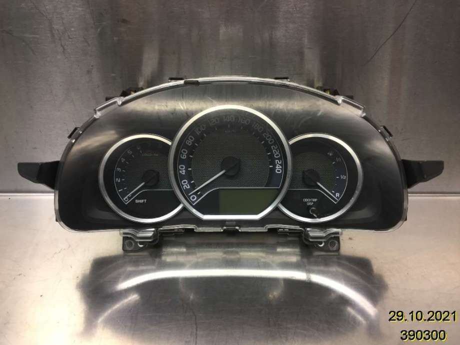 Instrumentpanel til Toyota Auris, 2013-2015 (Type II, Fase 1)  (TOYOTA|838000ZU10)