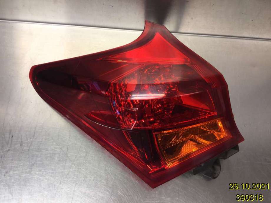 Baklykt venstre til Toyota Auris 2013-2015 (Type II, Fase 1)  (TOYOTA|8156102740||02-258)