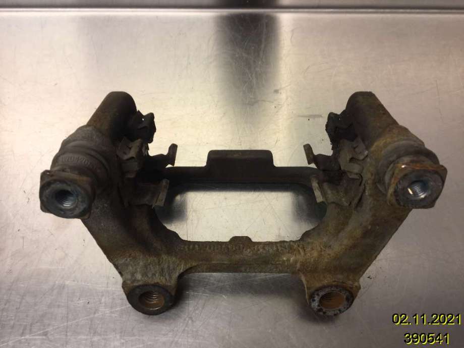 Bremsecaliper brakett til Škoda Superb 2008-2015 (Type II)  (SKODA|5K0 615 425|)