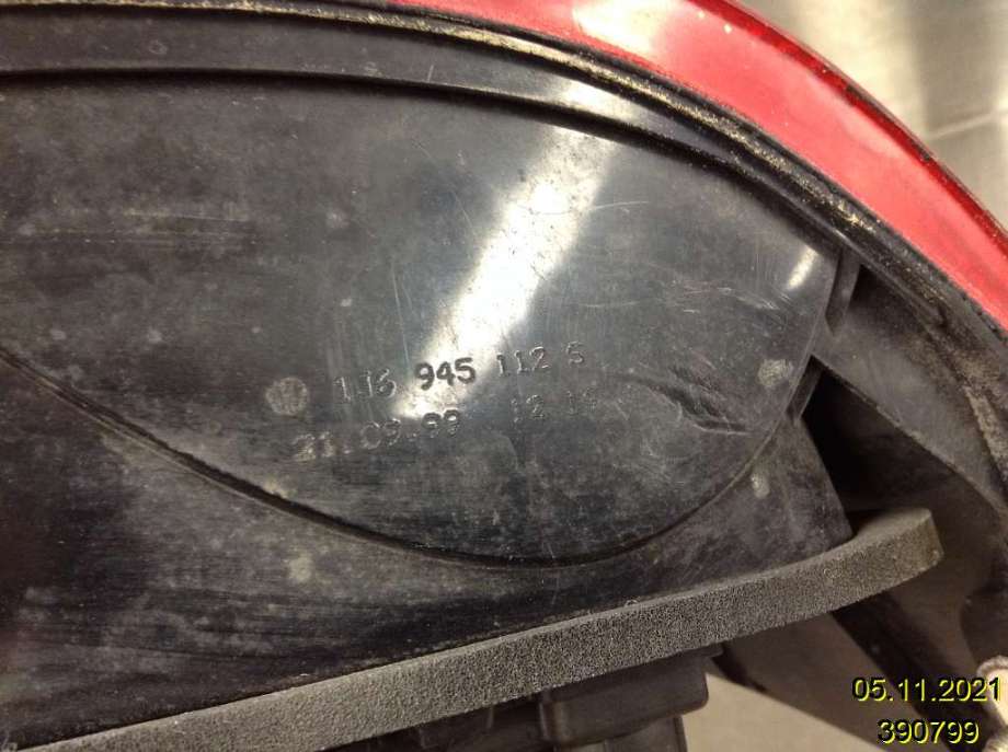 Baklykt høyre til VW Golf IV 1998-2003  (VOLKSWAGEN|1J6 945 112 S|)