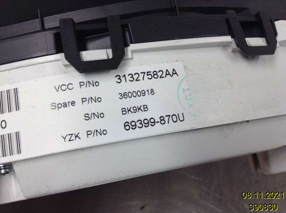 Instrumentpanel til Volvo XC70 2008-2013 (Type II, Fase 1)  (VOLVO|31327582AA|69399-870U|)