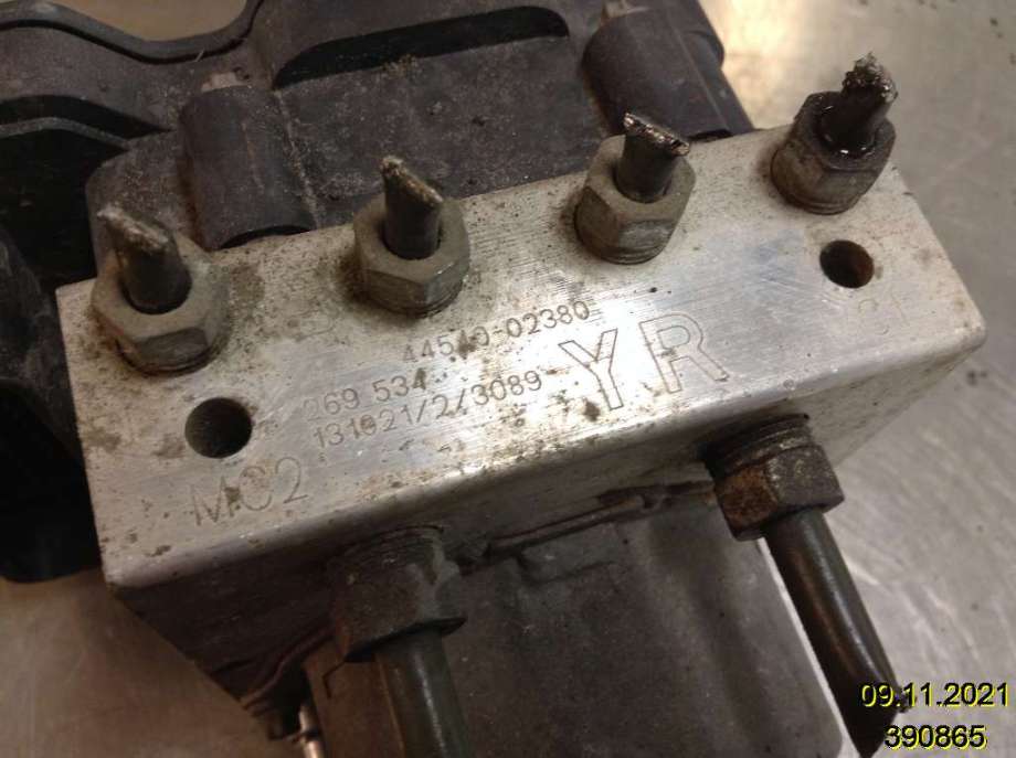 ABS sentral til Toyota Auris 2013-2015 (Type II, Fase 1)  (TOYOTA|44540-02380|0 265 956 014|2 265106 455)
