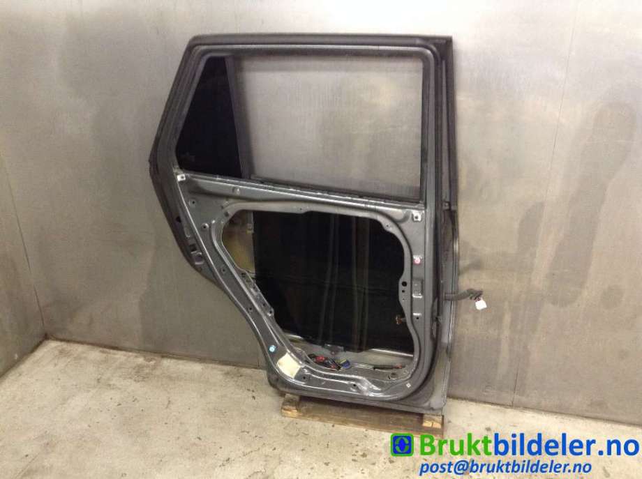 Dør venstre bak til Hyundai Santa Fe 2006-2009 (Type II, Fase 1)  (HYUNDAI|77003 2B030|)