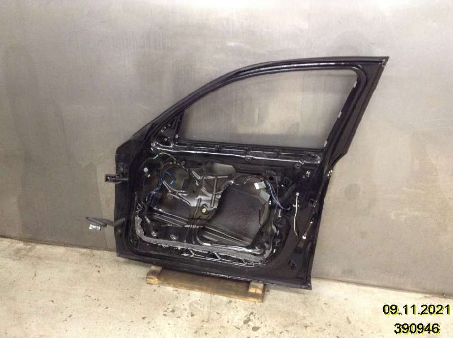 Dør høyre foran til BMW 1-Serie 2004-2011 (E81/E82/E87/E88) (E81/E82/E87/E88) (BMW|41 51 7 191 012|)