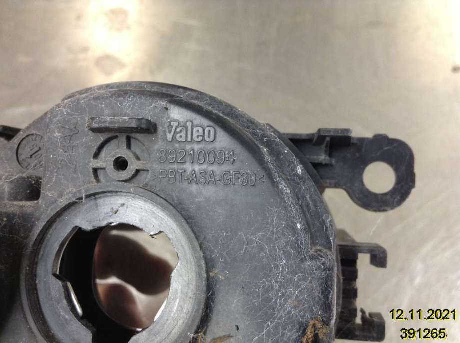 Tåkelykt venstre foran til Suzuki Grand Vitara 2005-2015 (Type III)  (SUZUKI||89210094)