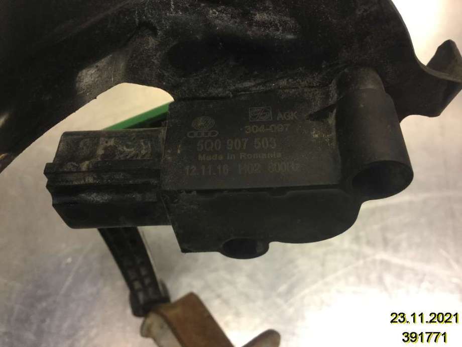 Sensor nivå til VW Golf VII 2017-2020 (Fase 2)  (VOLKSWAGEN|5Q0 907 503||5Q0 512 521 G)