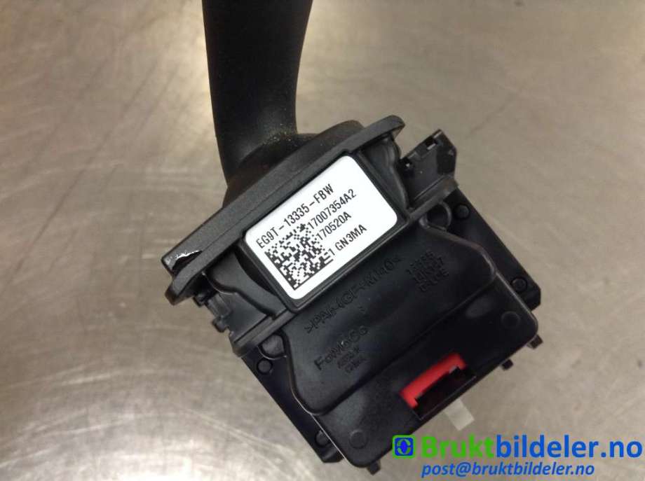 Bryter blink til Ford Ranger / Ranger Raptor 2015-2022 (FORD|EG9T-13335-FBW|)