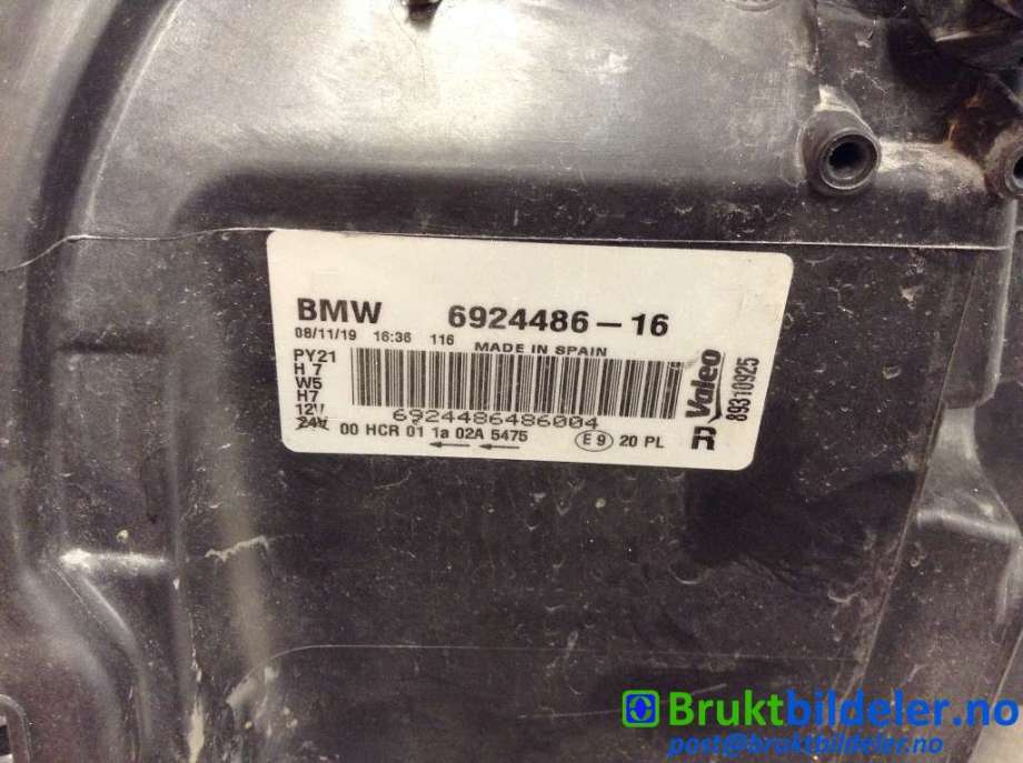 Frontlykt høyre halogen til BMW 1-Serie 2004-2011 (E81/E82/E87/E88) (E81/E82/E87/E88) (BMW|6924486-16|89310925|)
